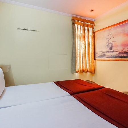 Spot On Classic Lodge Hyderabad Bagian luar foto